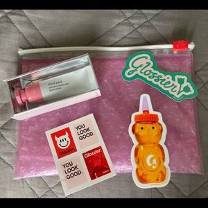 NIB Glossier Cloud Paint in Puff